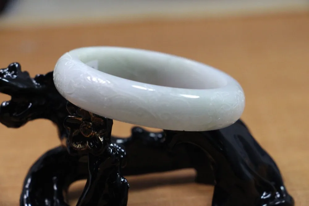 

free shipping 02154 NATURE GRADE "A " CARVING GREEN JADE JADEITE BRACELET BANGLE