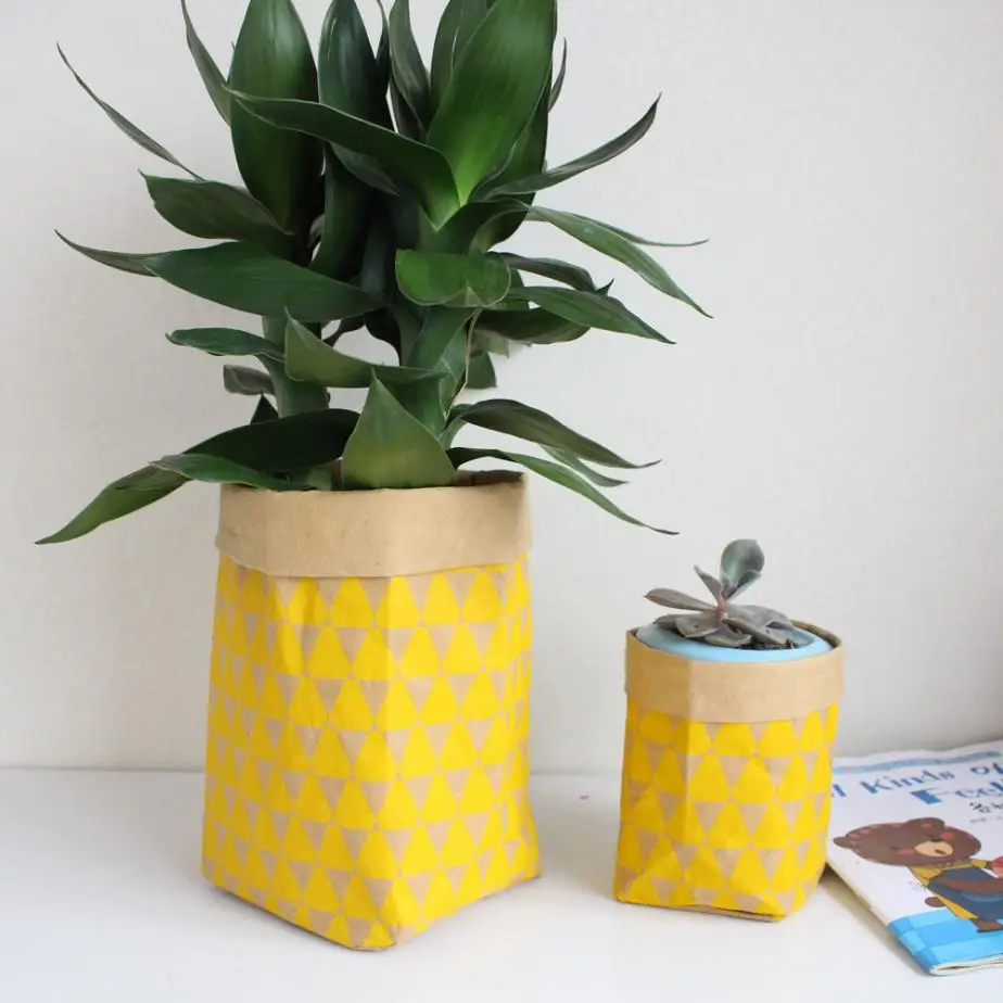 

Yellow Washable Kraft Paper Bag Mini Succulents Plant Flowers Pots Organizer Multifunction Home Storage Bag Reuse Flowerpot Bag