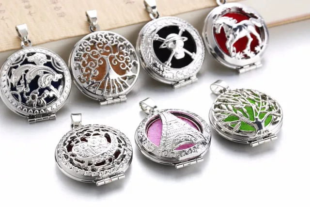 Horse Shaped Perfume Locket - Image 5