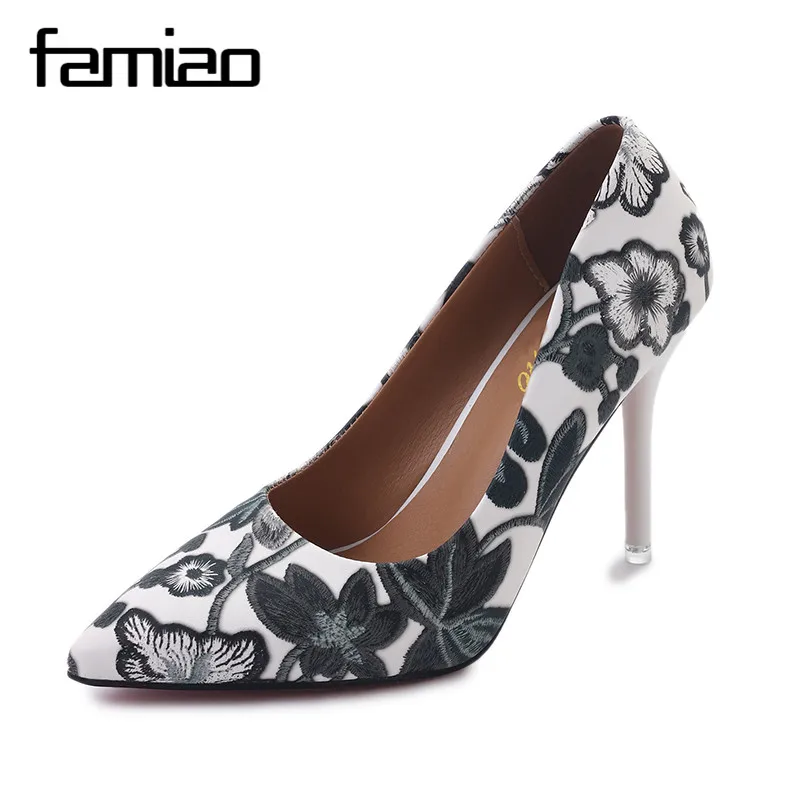

FAMIAO 2017 Women Extreme Pumps Shoes Embroidery High Heels Stiletto Flower Sexy Party Shoes Thin Heel Pointed Toe