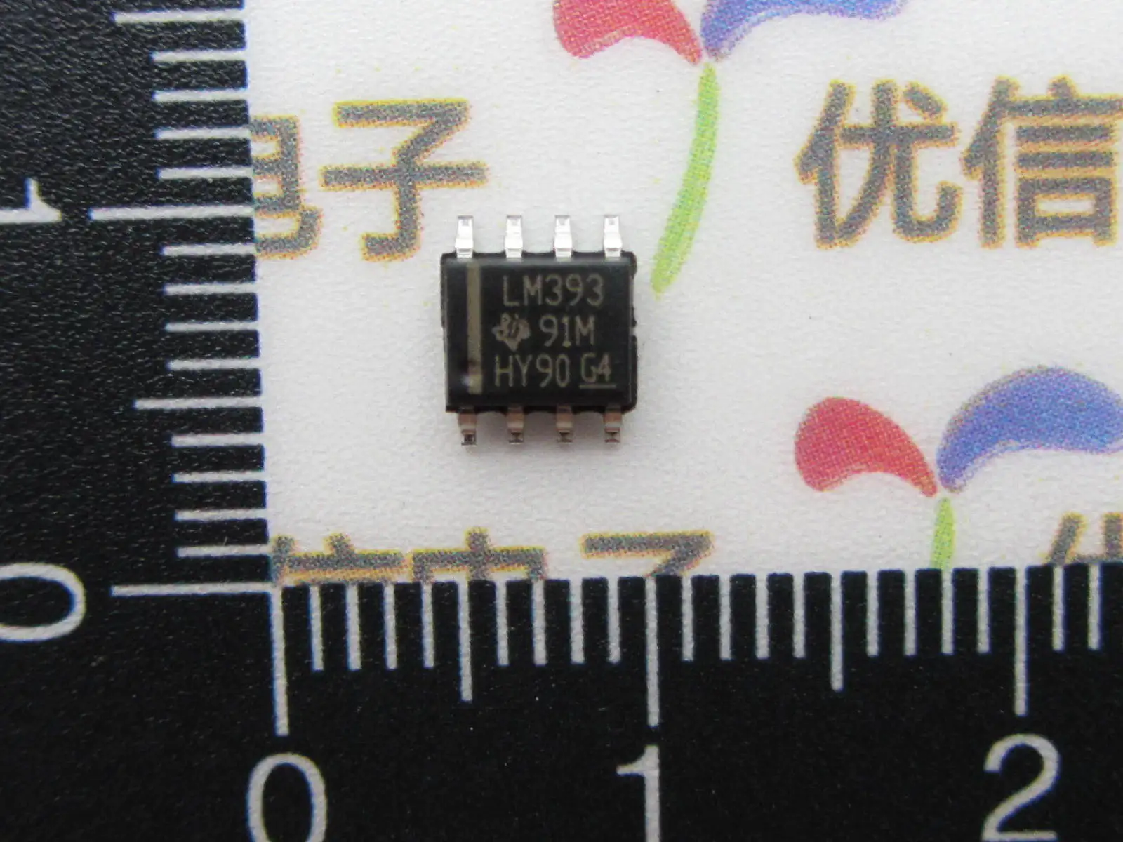 

SOP-8 SMD LM393 low power voltage comparator