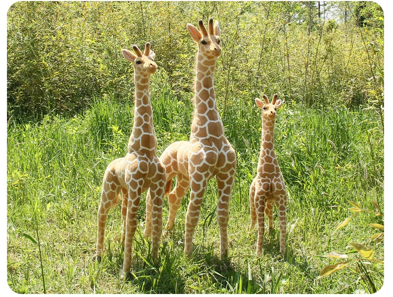 Dorimytrader Jumbo 140cm Soft Emulational Forest Animal Giraffe Plush Toy 55'' Large Stuffed Animal Giraffes Children Gift DY60689(15)