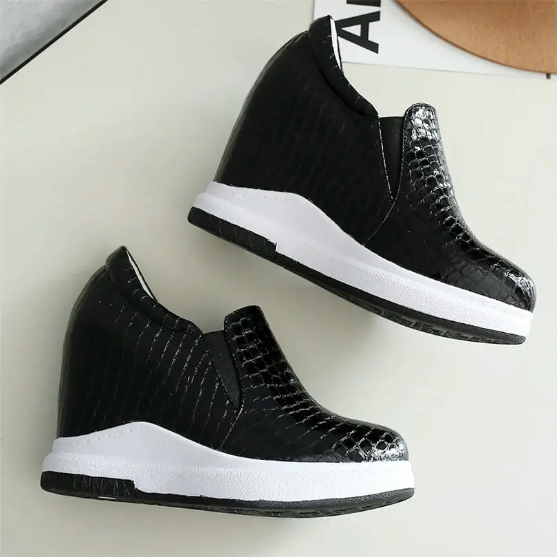 3X4A4898
