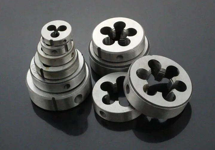 

1pc 5.5mm x 0.5 Metric Right hand Die M5.5 x 0.5mm Pitch