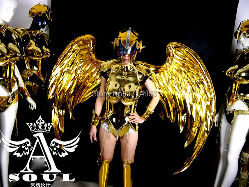 gold wings.jpg