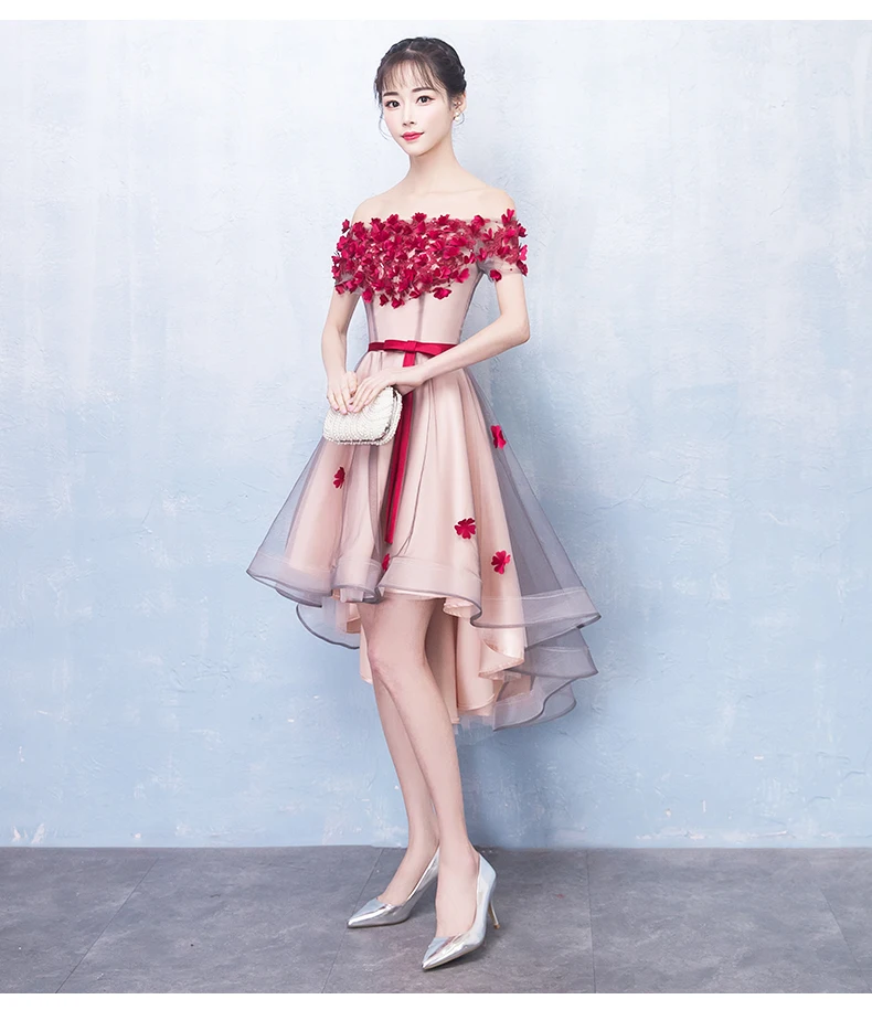 Красное популярное короткое красивое коктейльное платье без рукавов с цветочной аппликацией