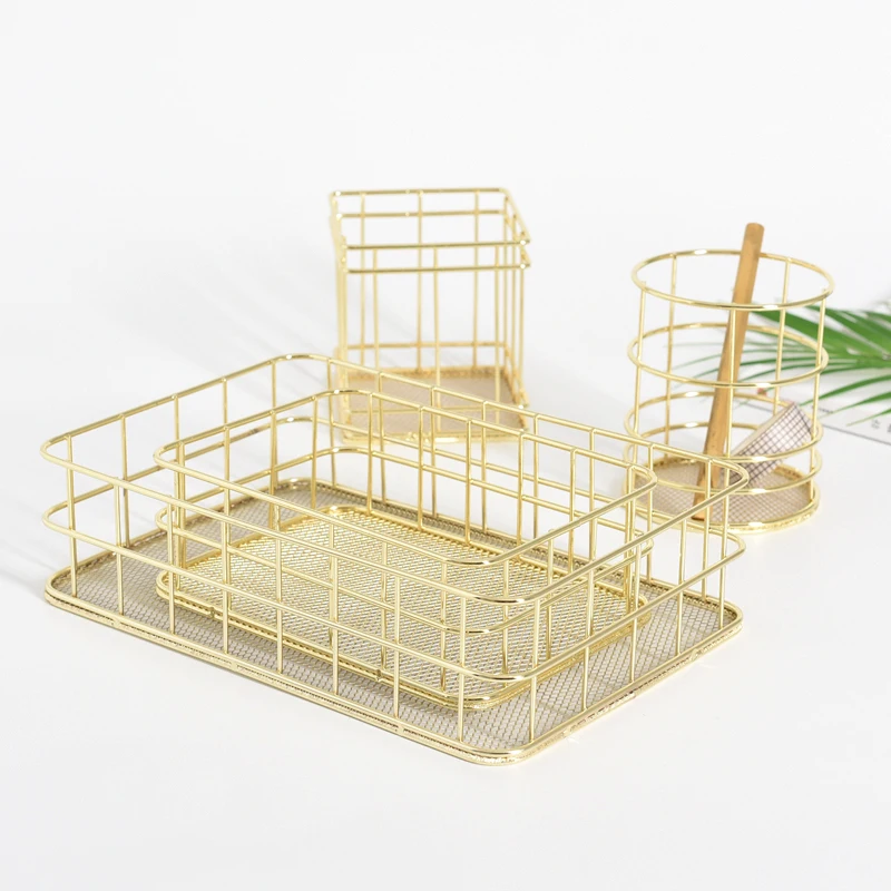 

Nordic Golden Wrought Iron Storage Basket Office Desktop Sundries Makeup Brushes Pen Holder Table Cosmetics Organizer Net Basket
