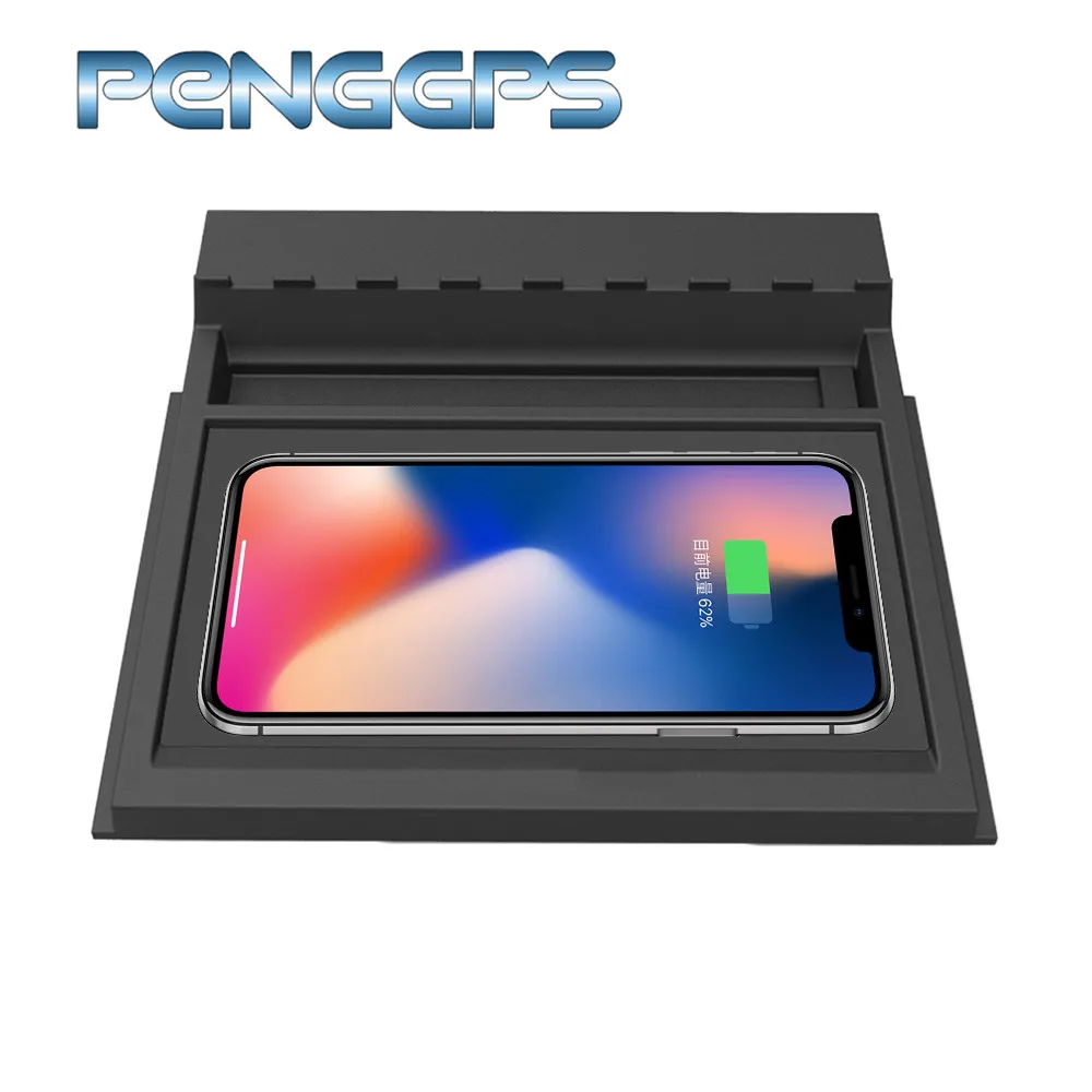 

QI Wireless Car Charger For Toyota Camry 2016 2017 2018 Intelligent Infrared Fast Wireless Charging Car Phone Holder for IPhone