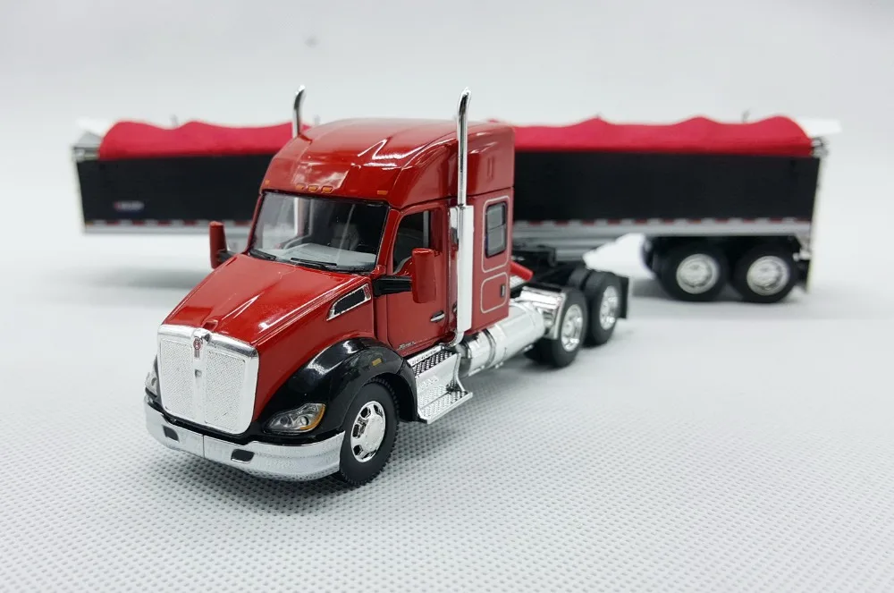 Модель из сплава 1:64 DCP DC Red Kenworth T680 52 дюйма средний кровельный фотоэлемент литая