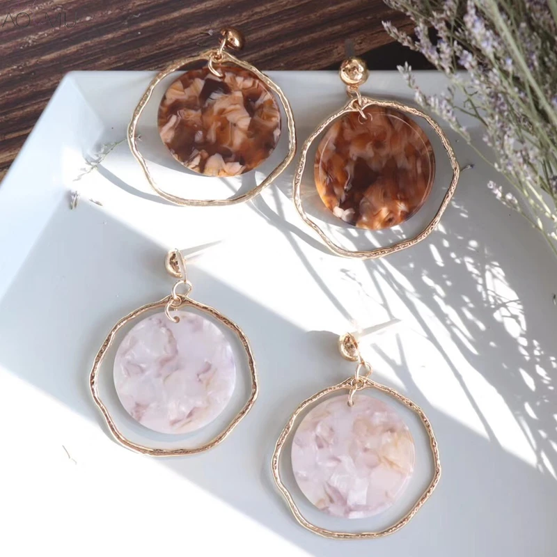 

AOMU 2018 Korean Exaggerated Geometric Irregular Metal Round Earrings Acetic Acid Girl Drop Earrings Female Jewelry Wholesale