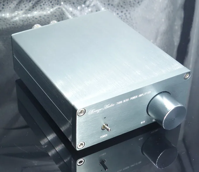 Classic mini digital desktop amplifier B100 AMP using