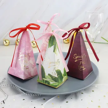 

New 10pcs 6*6*14cm creative candy box european-style cone sugar box wedding forest is personalized candy bag wedding supplies