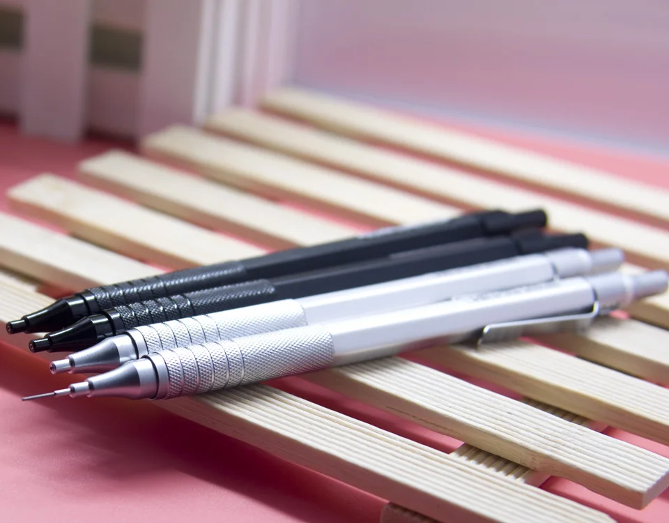 M& G 1 шт./лот серебристый и белый 0,5 мм механический карандаш для рисования высокое качество металлический корпус эскиз школьный офис