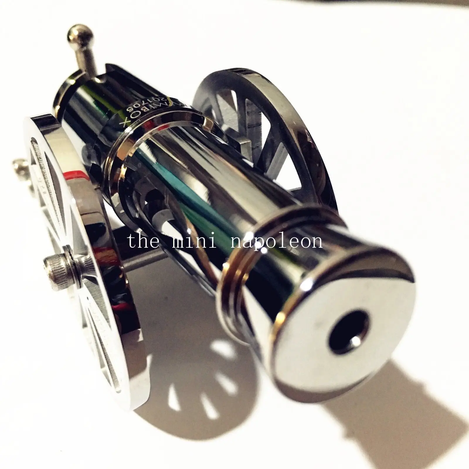 Günstig Klassische Mini Krieger Napoleon Kanone edelstahl Desktop modell Naval Modell Artillerie Desktop ornamente Sammlerstücke