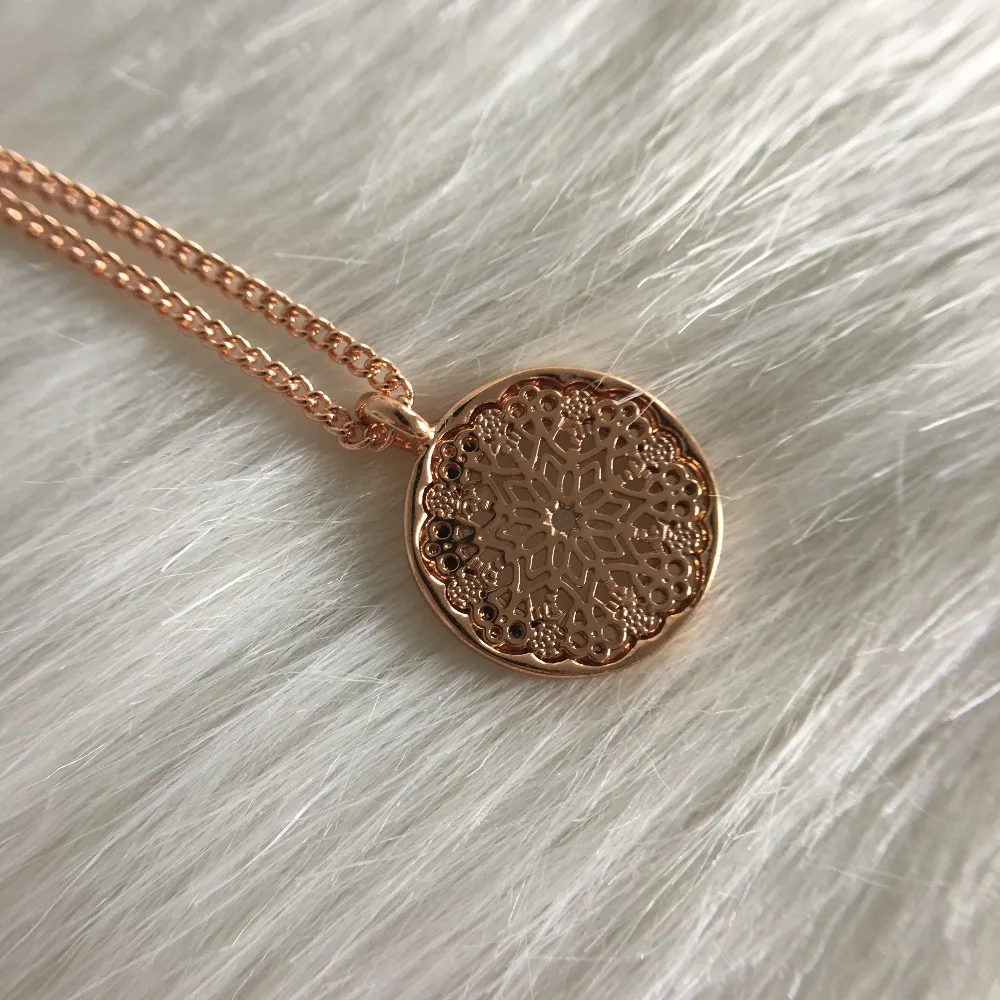 

FASHION JEWELRY NECKLACE ROSEGOLD COLOR FLOWER FILIGREE PENDANT FOR WOMEN GIRL