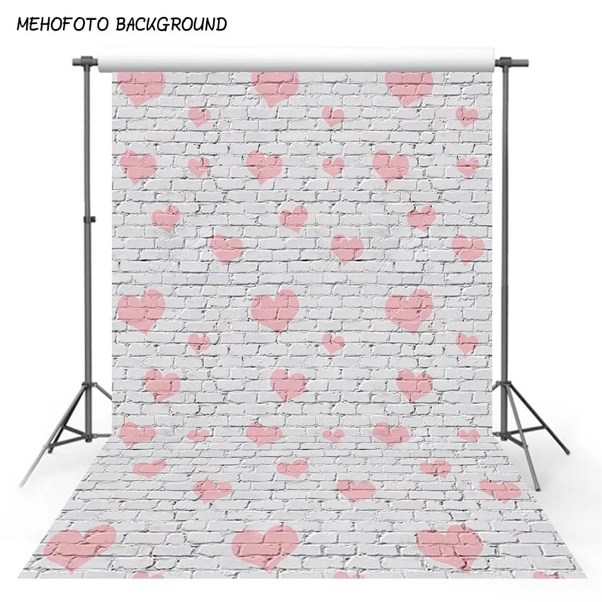 Фон для фотосъемки с изображением белой кирпичной стены розовый в форме сердца