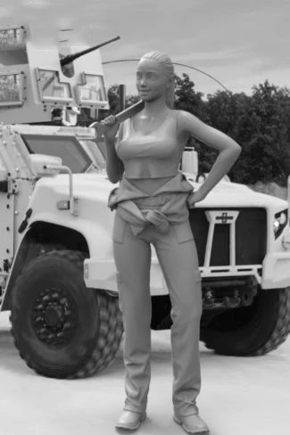 

1/35 Resin Model Building Kit Figure Female mechanic