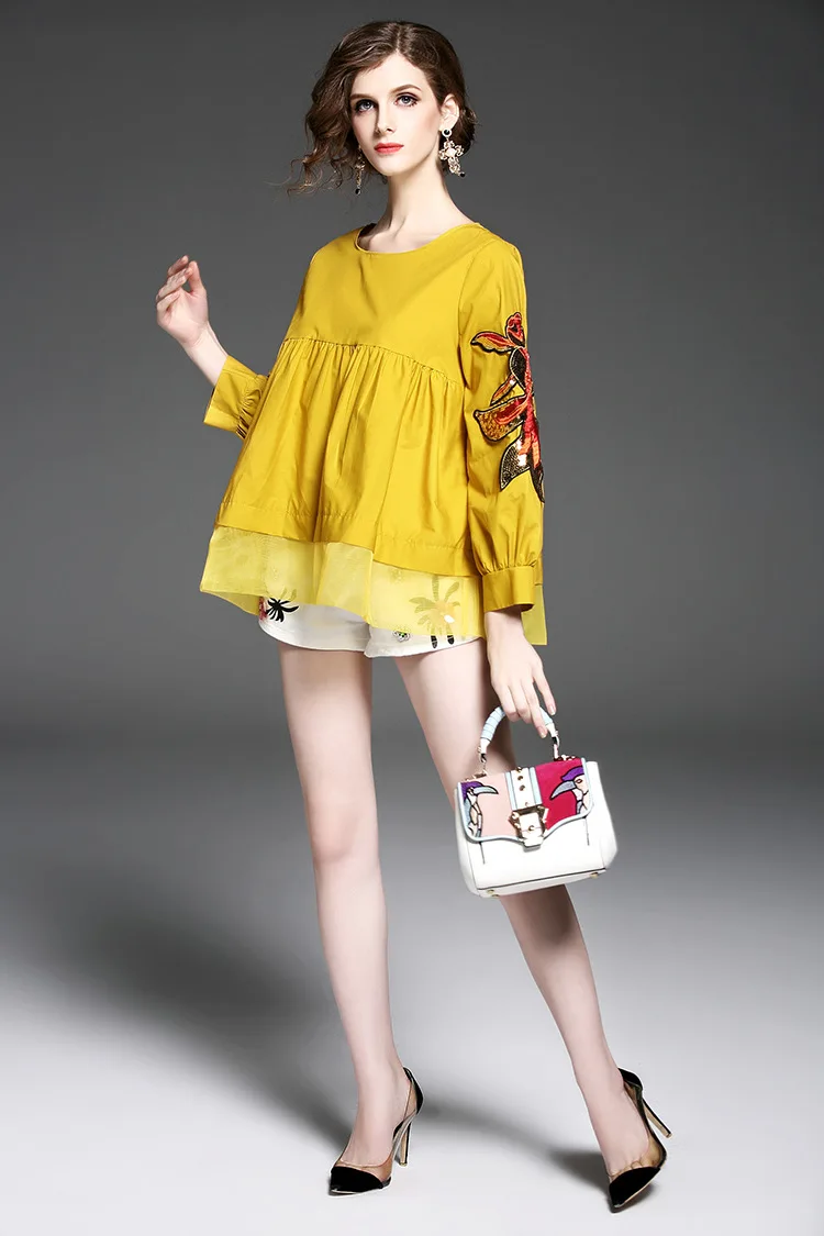 Fashion Goldfish Animal Embroidery Beading Decoration O-Neck Loose Style Cute Blouse Shirt Women (6)