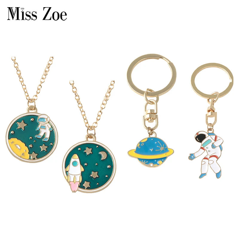 

Childlike Space Travel Pendant Necklace Keychain Cartoon Astronaut Rocket Planet Chains Cute Universe Keyring Jewelry gift Kids