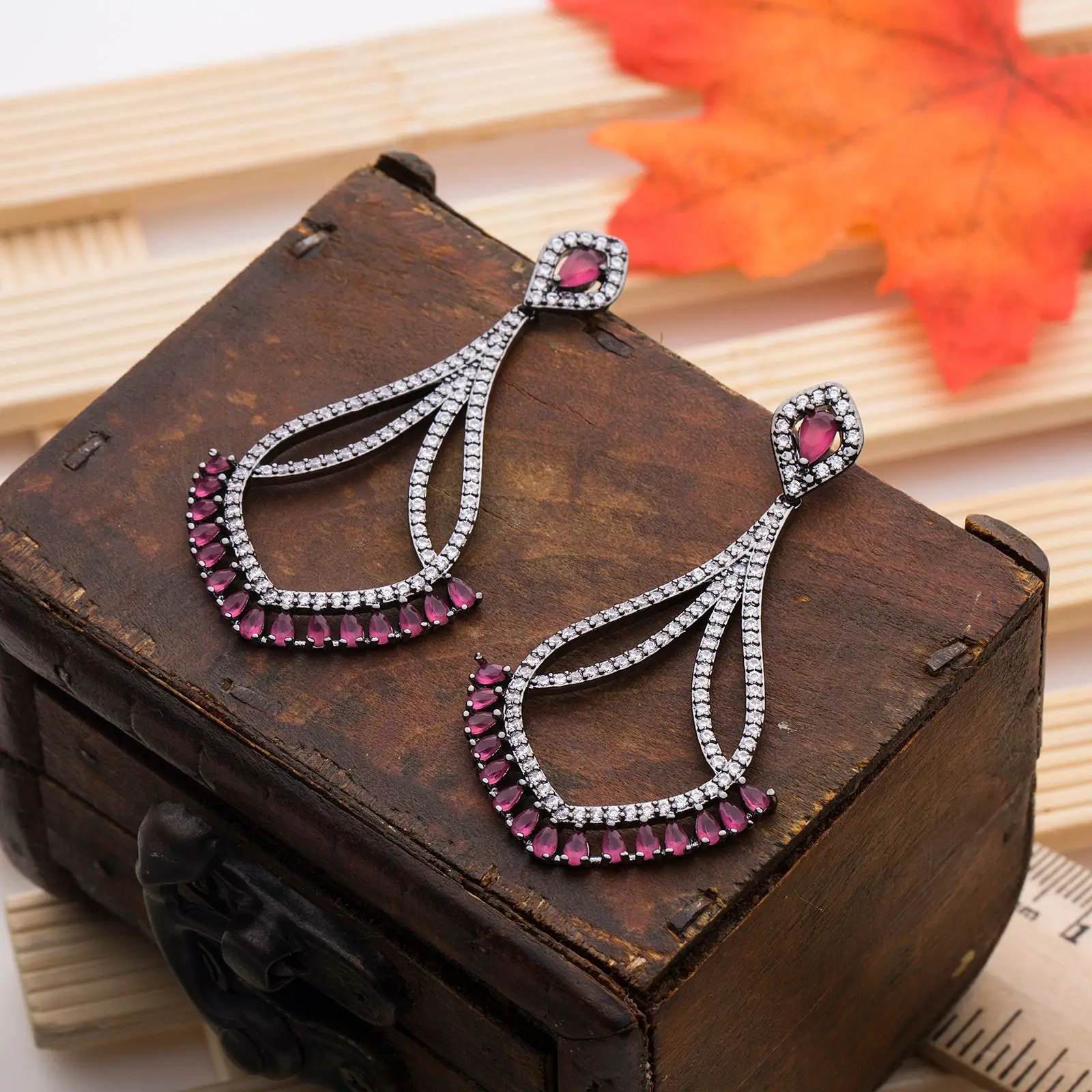 

wind long exaggerated Earrings tide fashion jewelry personality color Earrings