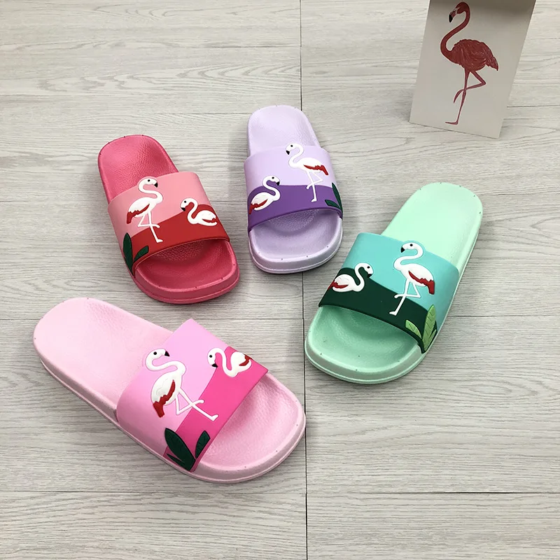 

2019 Slippers Shoes Woman Cartoon Flamingo Sandals Comfortable Beach Shoes Flip Flops Bathroom Floor Home Slippers S2685