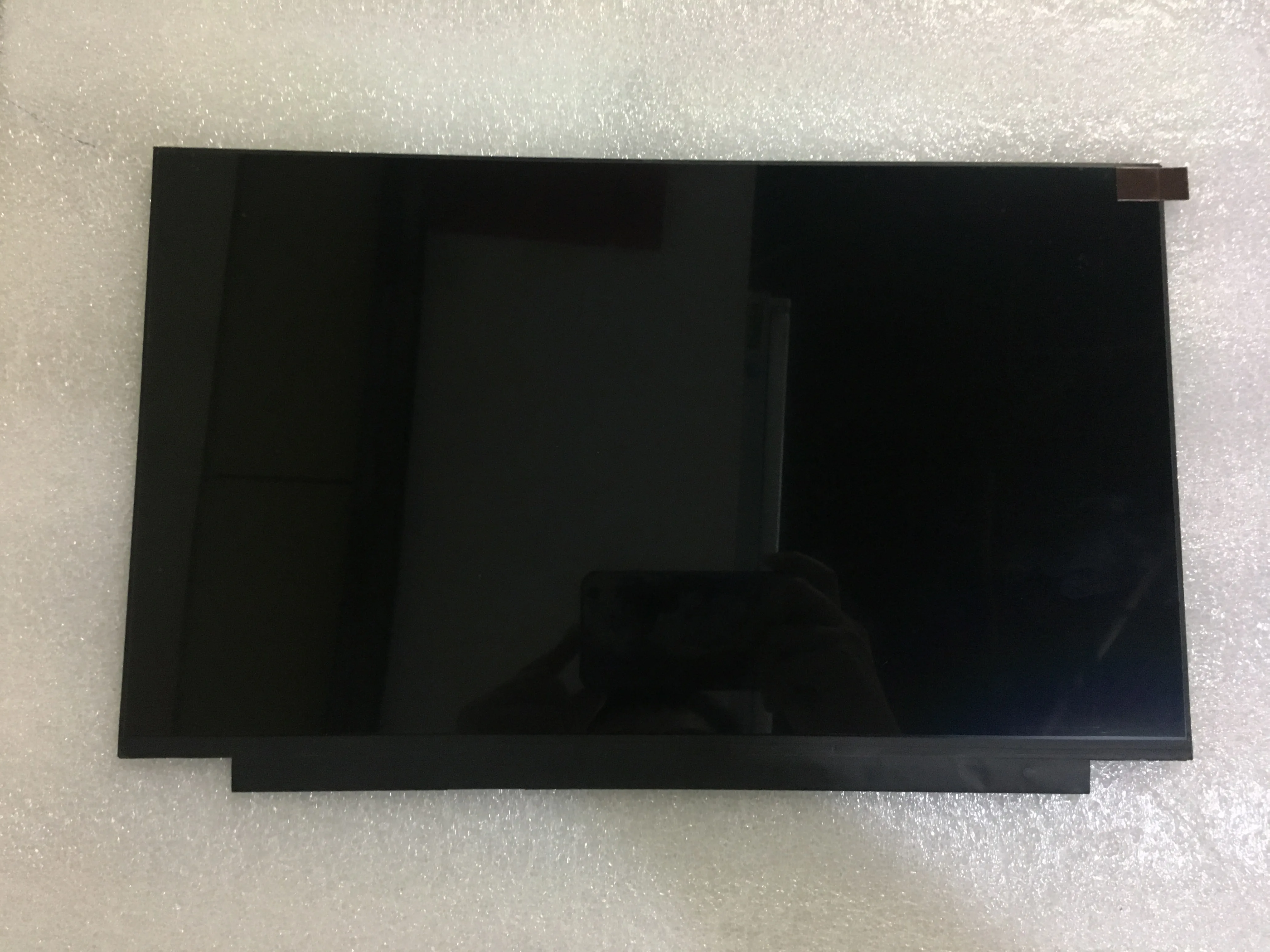 

15.6'' Full-HD IPS LCD Screen Display Matrix for Lenovo IdeaPad 330S-15ARR 330S-15AST 330S-15IKB Matrix for Laptop Replacement