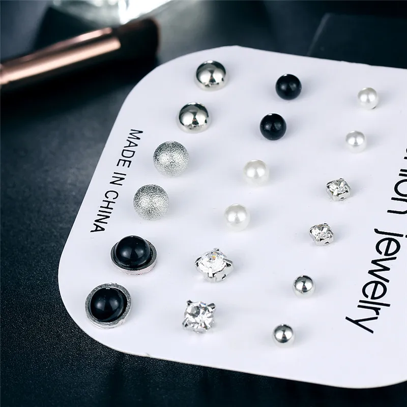 17KM-Fashion-Crystal-Infinite-Stud-Earrings-Set-For-Women-Bijoux-Simulated-Pearl-Ball-Party-Earring-Statement (1)