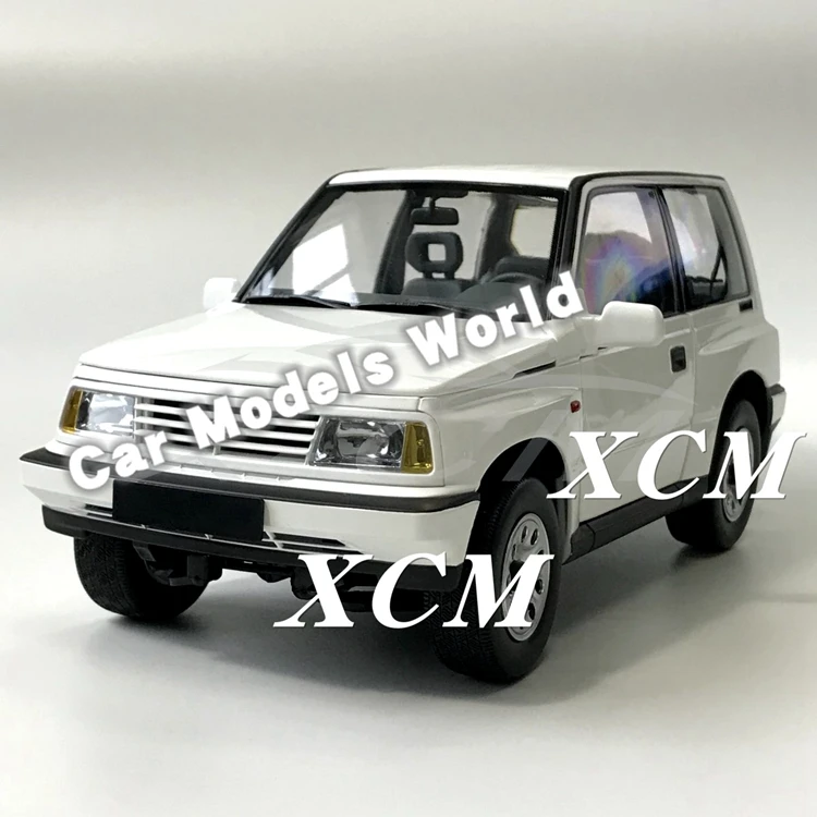 Литая модель автомобиля для Vitara Escudo LHD(белый) 1:18+ маленький подарок