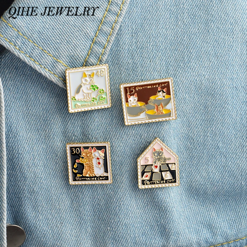 4 Pcs Creative Cat Pattern Brooch Pin Acrylic Flowers Decal Lapel Pin Badge Set for Gift Daily Dress Cloth Decoration