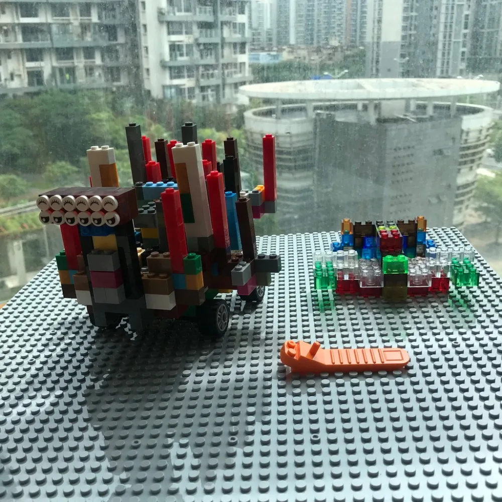

Shinehalo 1000pcs Building Brick DIY Creative Building Brick Compatible Basic Building Blocks Toys Educational Birthday Gift Toy