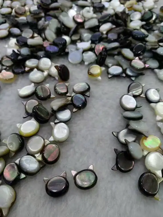 

24pcs Gergous MOP Shell Cabochons cat pig cross bear heart rectangle flower 8-12mm animals white shell Beads shell jewelry