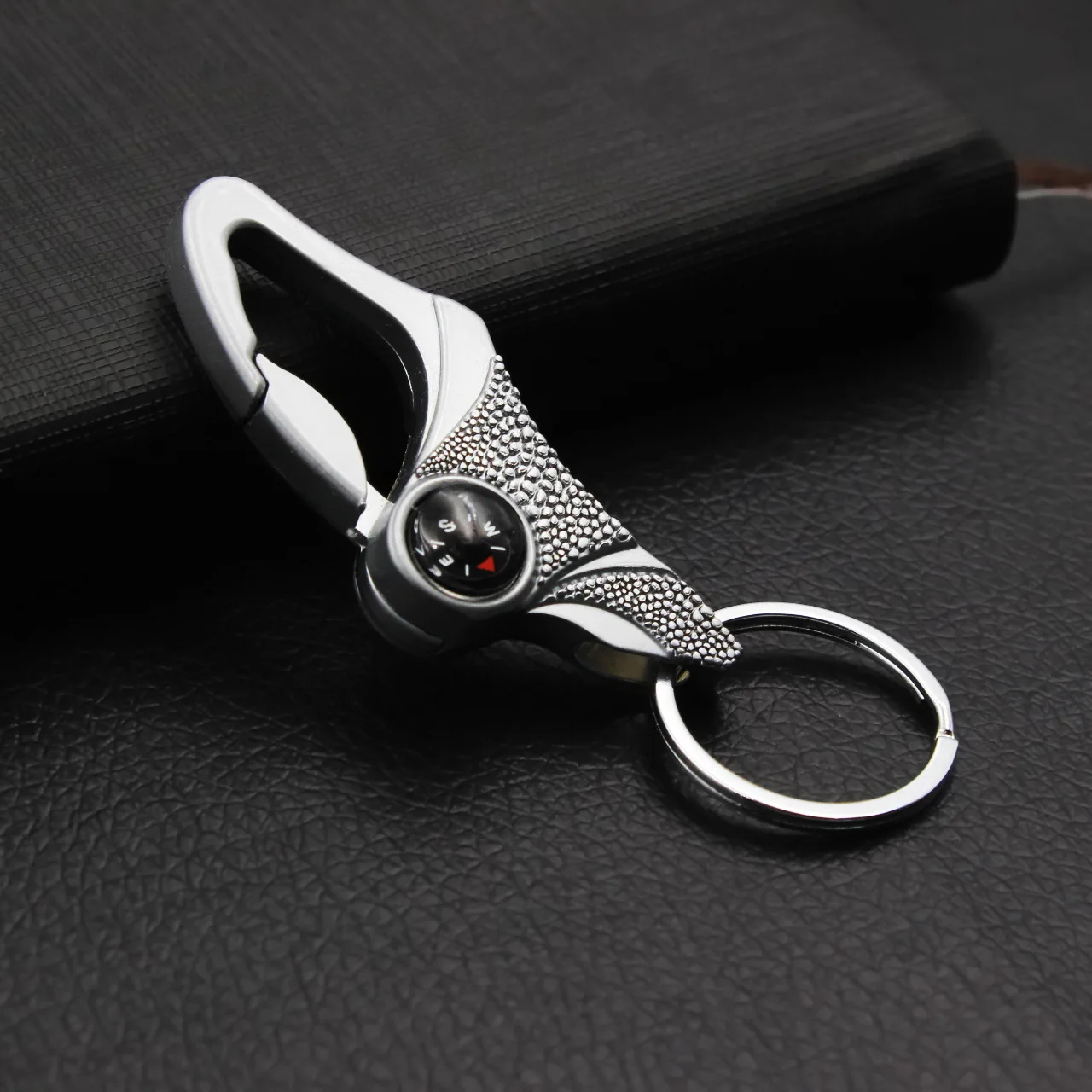 Leather Keyrings KeyChains For Car Chaveiro Innovative Compass Key