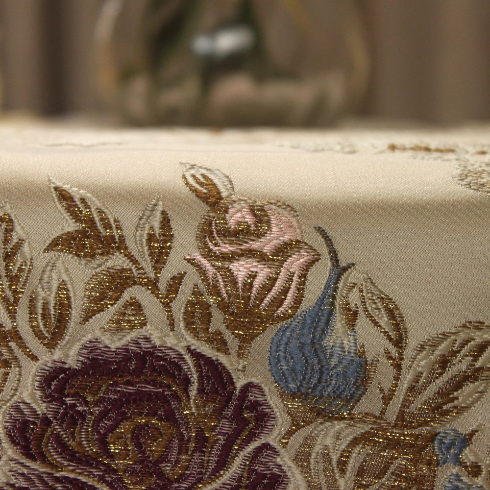 TC193_table_runner_9