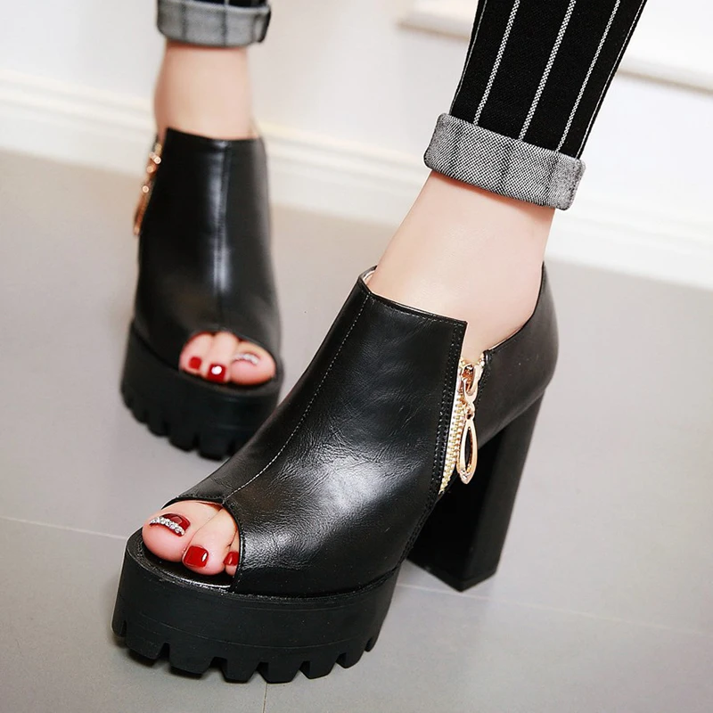

Dilalula 2019 New Summer Sandals Big Size 32-43 11cm Super High Heels Thick Platform Peep Toe Dating Sandals Female Shoes Woman