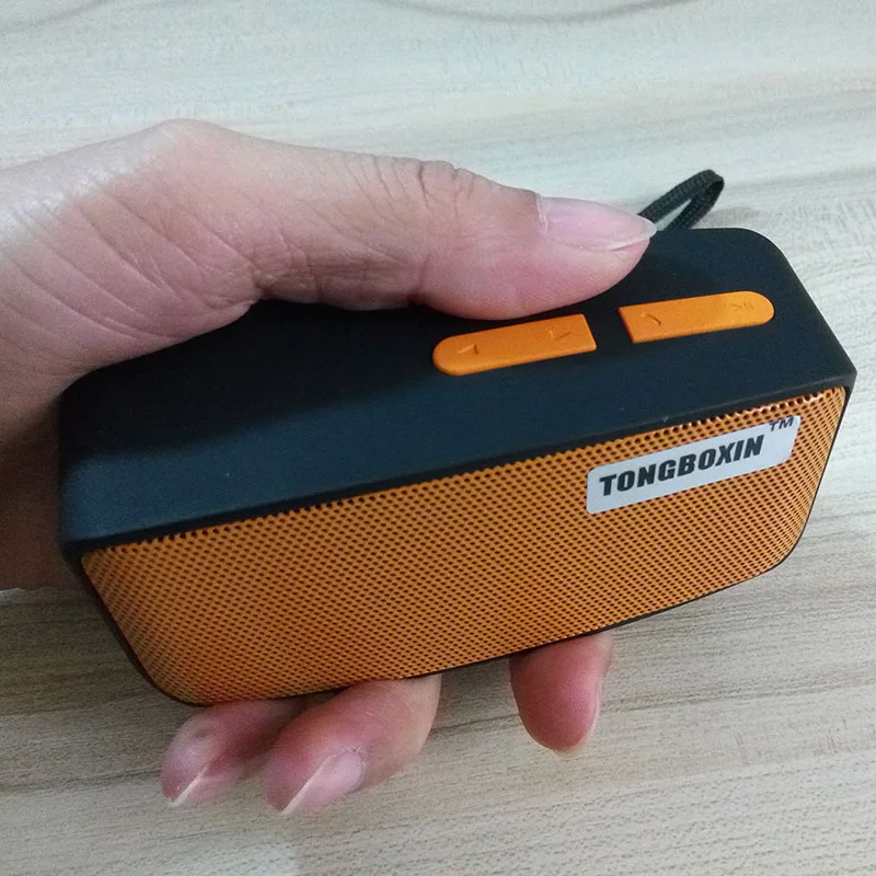 Velkoobchod Bezdrátový přenosný MINI Bluetooth reproduktor Hudební zvukový box N10 TF USB FM subwoofer reproduktory pro mobilní telefon