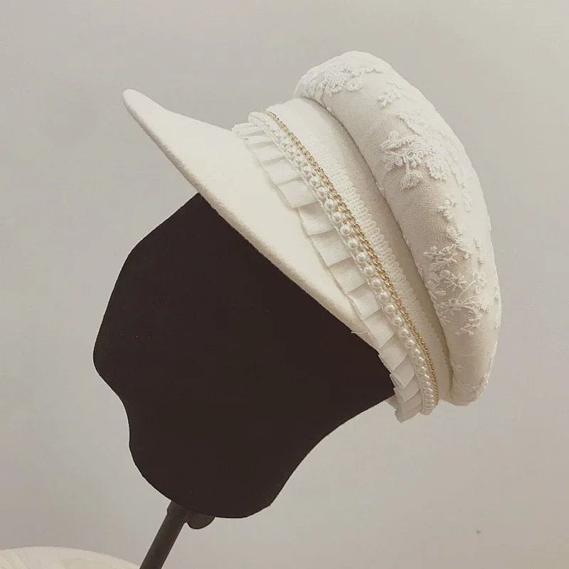 Новая Элегантная кружевная белая шерстяная шапка с жемчужной отделкой для женщин и девочек, осенне-зимняя Кепка, регулируемая кепка газетчика, теплая Кепка в стиле милитари