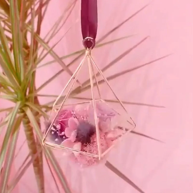 Decoration Metal Design Air Plant Flower Pot Home Garden Outdoor Mounted Hanging geometric Wall Hanger Furnishing