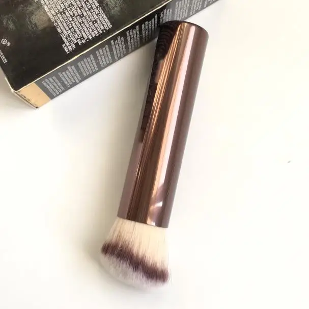 

HG-SERIES VANISH SEAMLESS FINISH FOUNDATION BRUSH - Super Soft Synthetic Hair Brush Metal Makeup Blender
