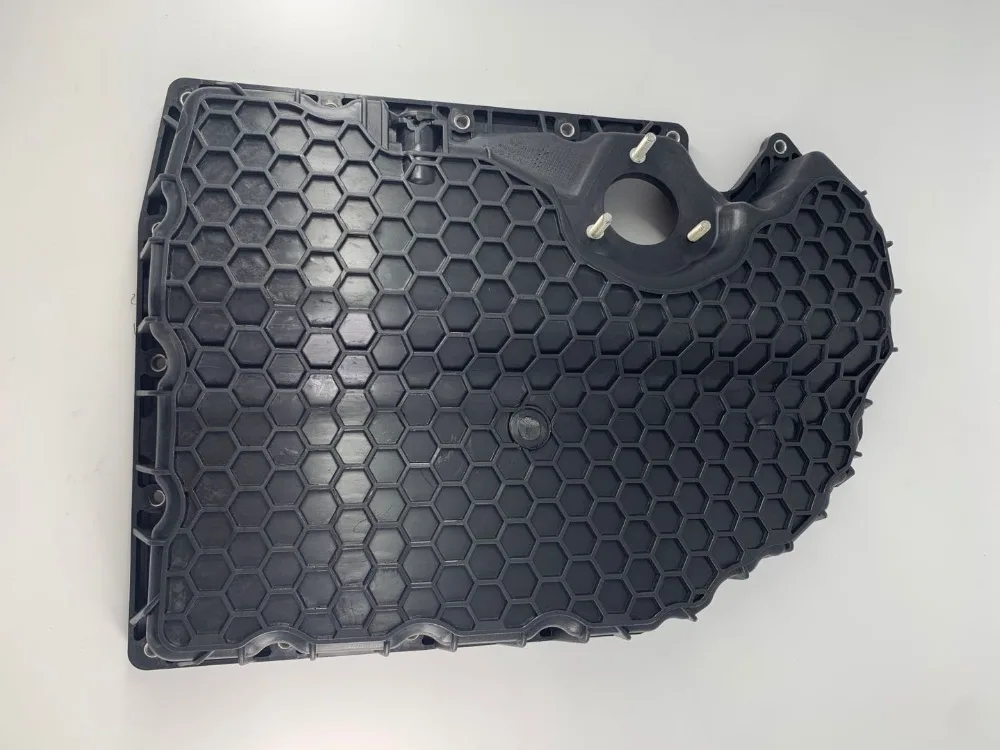 

Engine Oil Pan for Golf R SW Audi A3 S3 L4 15-16 OEM 06K103600R