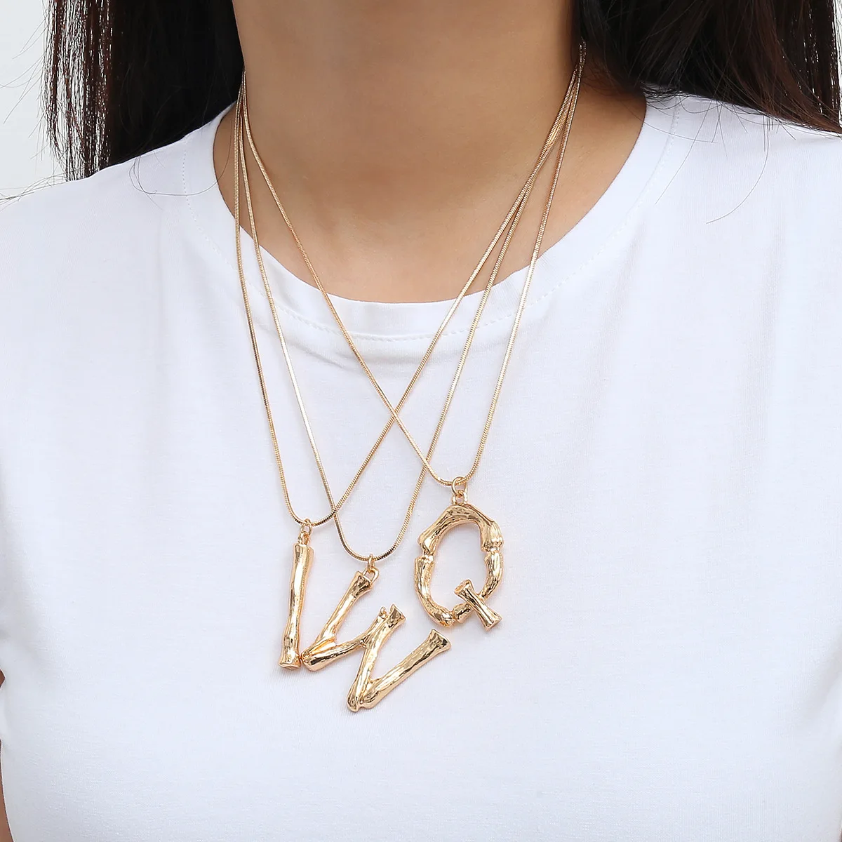 

Fashion Big Letter Necklace Women Gold Color Long Chain Necklaces Alphabet Pendant Necklace Name Collier Femme Best Friend Gift