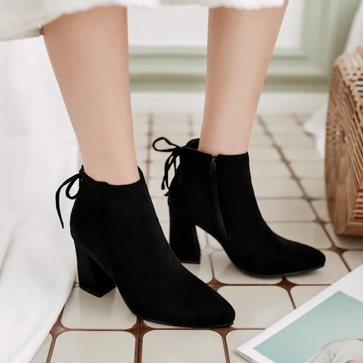 

Big Size 11 12 13 14 15 16 17 18 19 Short-bottomed women's boots with pointed, thick heel and side zipper