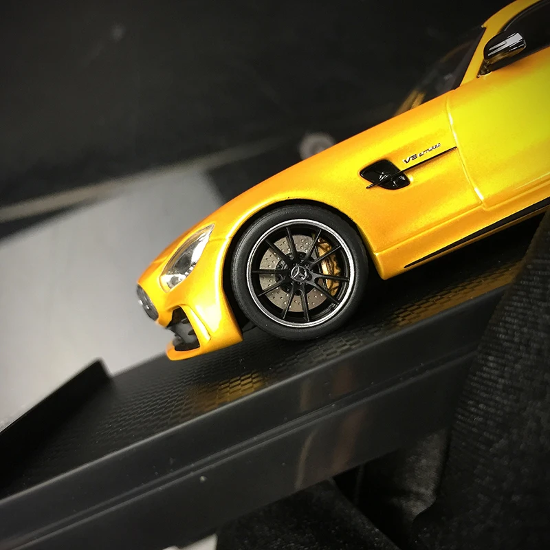 Ограниченная Коллекция 1/43 AMG GTR новая литая металлическая настольная модель дисплея