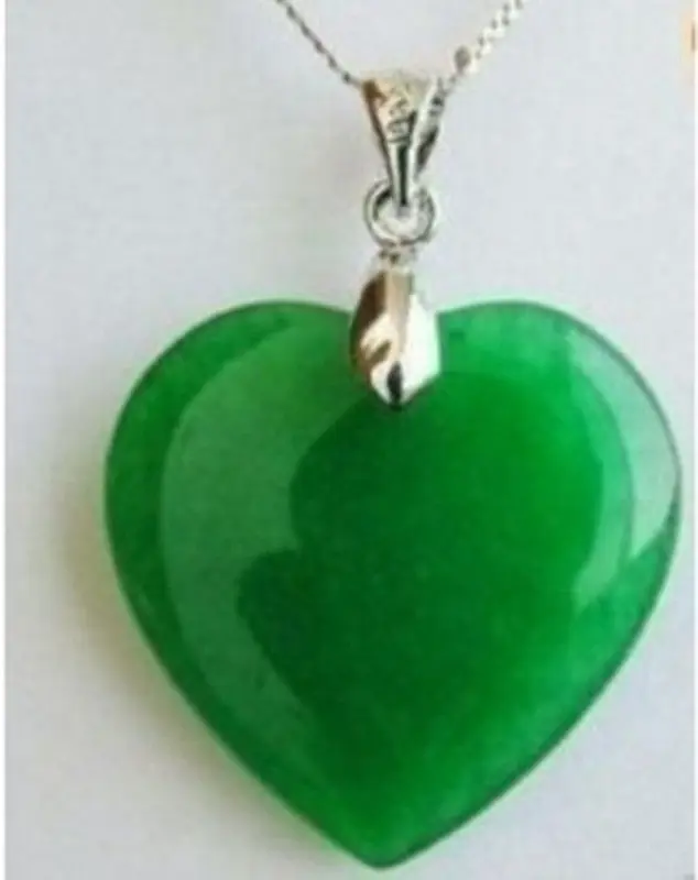 jade heart pendant