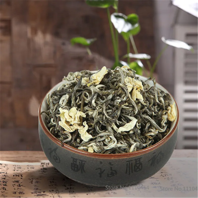 Early Spring Green Tea with jasmine Hua Mao Feng Huangshan Maofeng 50g jasmine tea fragance tea   Early Spring Green Tea with jasmine Hua Mao Feng Huangshan Maofeng 50g jasmine tea fragance tea
