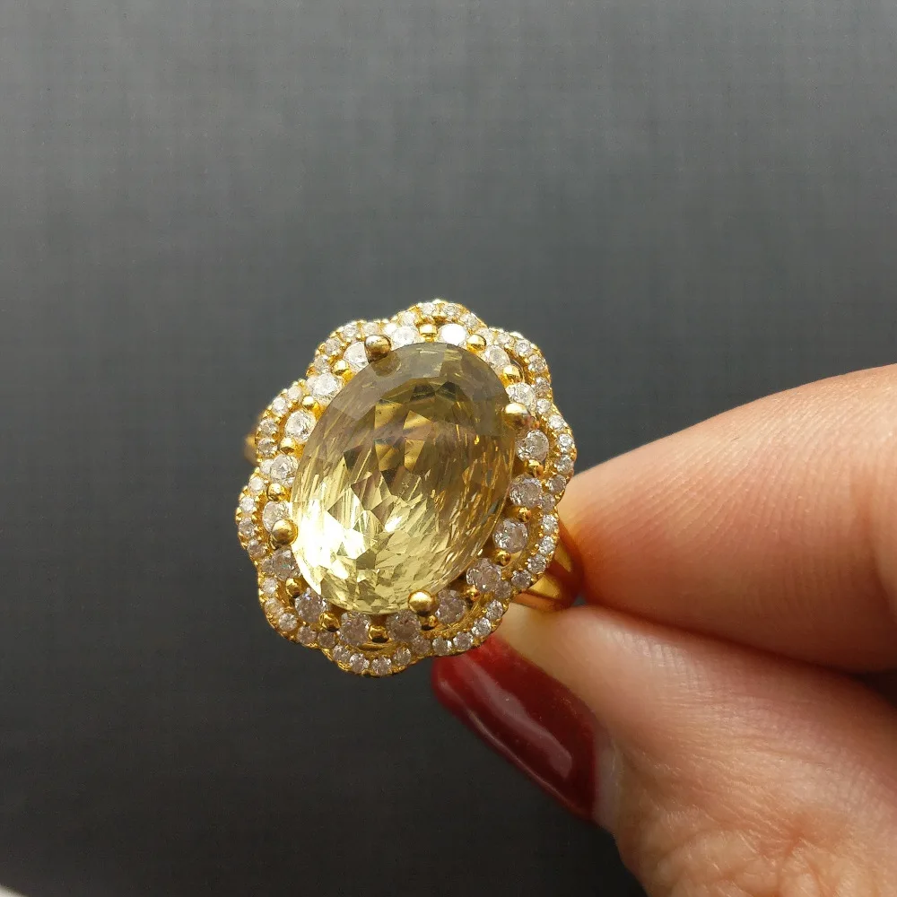 

FLZB , Natural lemon quartz ov 10*14mm 8.5ct in 925 sterling silver with 18k yellow gold plated flower ring for women party
