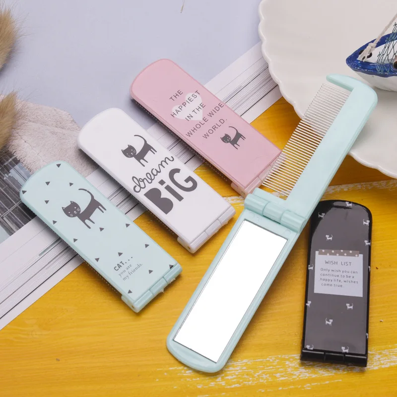 

ZD 10pcs Fold Up Pocket Makeup Mirror With Comb Random Designs Mini Make Up Mirrors Easy To Carrty Cosmetics Beauty Tools CO902