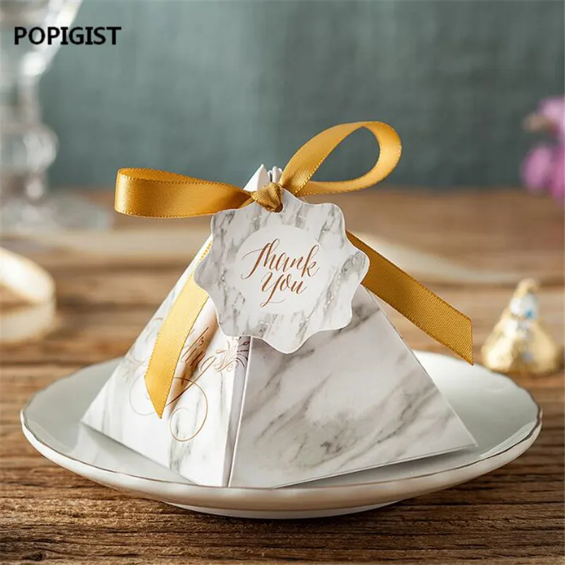 

Light luxury Creative Triangular Pyramid Wedding Favors Candy Boxes Bomboniera Party Gift Box Chocolate Paper Box 50pcs