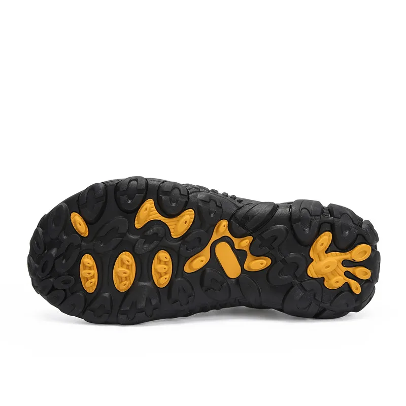 Tanie Letnie buty męskie sandały wyjściowe oddychające sandały plażowe obuwie antypoślizgowe płaskie drewniaki klapki zapatos de hombre