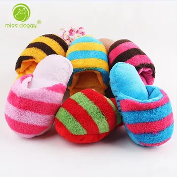 

2015 New Designer Sounds Brinquedos Pet Supplies Dogs Toy Puppy Chew Play Cute Plush Slipper Shape Squeaky Toy for Dogs