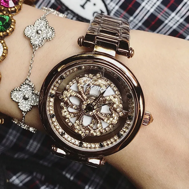 

Top Brand 2019 Luxury Diamond Wrist Hand Crystal Fashion Quartz Watch For Women Stylish Ladies Girls Watches Female Wristwatch